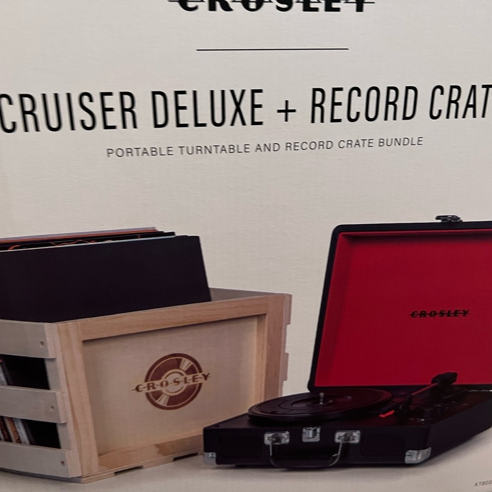 Crosley Cruiser Record Player Deluxe Retro NIB. Crate not included!!!!
